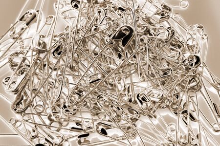 Safety pins 