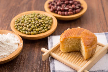 chinese food mooncake