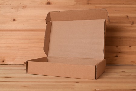 empty open paper boxの写真素材
