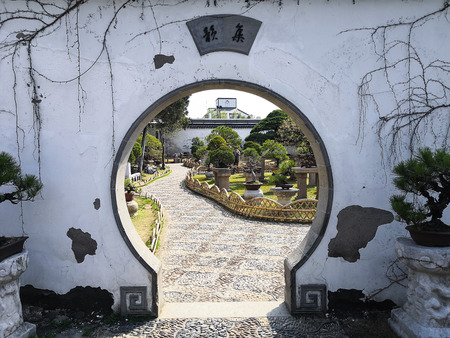 Long Corridor-one of Chinese classical garden buildings. Taken on the Zhuozhengyuan Park. The Park is one of Chinese classical gardens in Suzhou City.のeditorial素材
