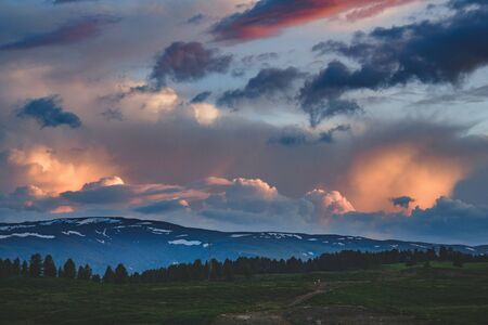 Spectacular view of the mountain range in the Ongudaysky district of the Altai republic, Russiaの写真素材