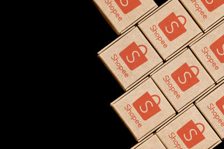 Kazan, Russia - Oct 14, 2021: Shopee is an e-commerce technology company. Modified photo of packages with the Shopee .のeditorial素材