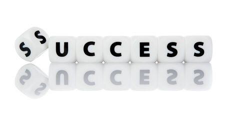 White success block letter with reflection isolate on white backgroundの写真素材