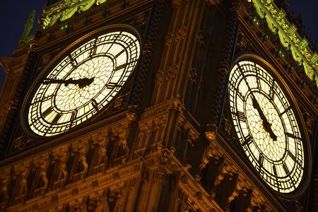 Big Ben Illuminated At Night, London, Englandの写真素材