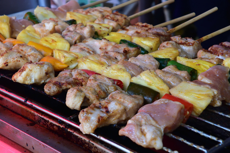 Grilling barbecuedのeditorial素材