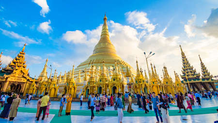 YANGON,MYANMAR-MARCH 15.2017: Buddhist Pilgrims in the Shwedagon Pagoda at night. It is the most sacred Buddhist pagoda for the Burmese.のeditorial素材