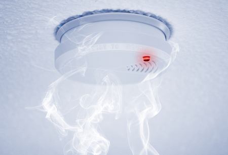 fire detector with alert and smoke