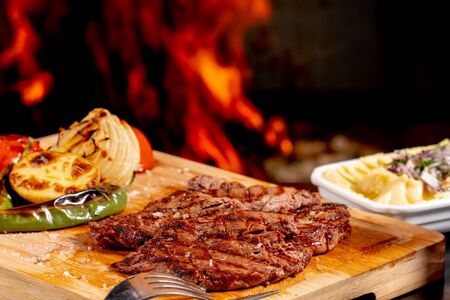 steak on wood boardの写真素材