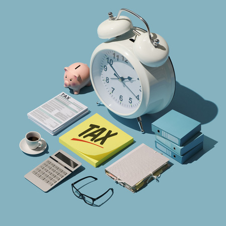Annual income tax refund, deadlines and payments: isometric big alarm clock, tax forms and sticky notes reminderの写真素材