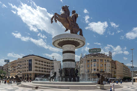 SKOPJE, REPUBLIC OF MACEDONIA - 13 MAY 2017: Skopje City Center and Alexander the Great Monument, Macedoniaのeditorial素材