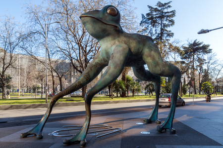 MADRID, SPAIN - JANUARY 21, 2018: Statue of a frog and Cera Museum at Paseo de la Castellana street in City of Madrid, Spainのeditorial素材