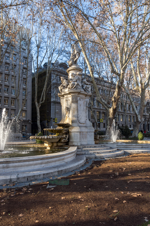 MADRID, SPAIN - JANUARY 22, 2018: Apollo Fountain in City of Madrid, Spainのeditorial素材