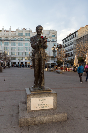 MADRID, SPAIN - JANUARY 23, 2018: Sunset view of Monument of Federico Garcia Lorca at Plaza Santa Ana in City of Madrid, Spainのeditorial素材