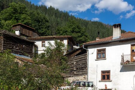 SHIROKA LAKA, BULGARIA - AUGUST 14, 2018: Old houses in historical town of Shiroka Laka, Smolyan Region, Bulgariaのeditorial素材