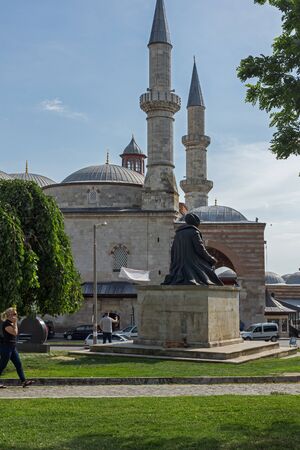 EDIRNE, TURKEY - MAY 26, 2018:  Eski Camii Mosque in the center of city of Edirne,  East Thrace, Turkeyのeditorial素材