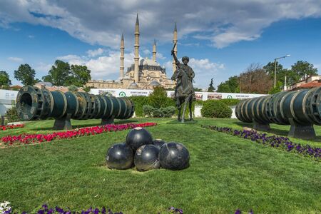 EDIRNE, TURKEY - MAY 26, 2018:  Monument of Ottoman Sultan Mehmed II with medieval cannon in city of Edirne,  East Thrace, Turkeyのeditorial素材