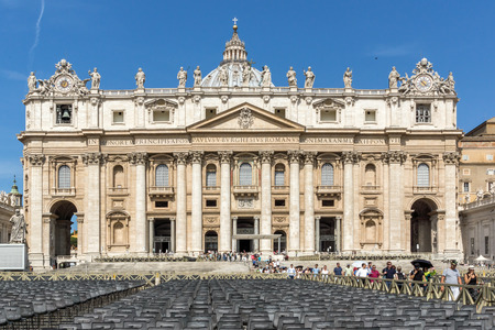 VATICAN CITY - JUNE 23, 2017:  St. Peter's Basilica at Saint Peter's Square in city of Rome, Vatican, Italyのeditorial素材
