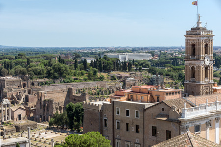 ROME, ITALY - JUNE 23, 2017:  Amazing panorama of City of Rome from the roof of  Altar of the Fatherland, Italyのeditorial素材