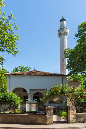 VIDIN, BULGARIA - MAY 23, 2021: Osman Pazvantoglu mosque in town of Vidin, Bulgariaのeditorial素材
