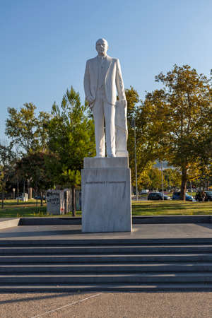 THESSALONIKI, GREECE - SEPTEMBER 22, 2019:  Panorama of coastal street of city of Thessaloniki, Central Macedonia, Greeceのeditorial素材