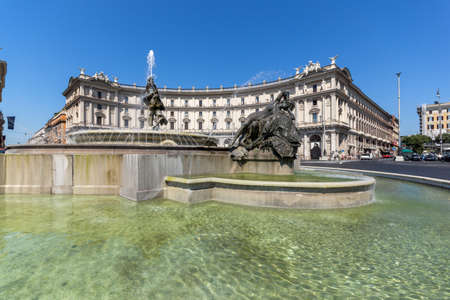 ROME, ITALY - JUNE 22, 2017: Panoramic view of Piazza della repubblica, Rome, Italyのeditorial素材