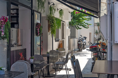 LEFKADA TOWN, GREECE - AUGUST 26, 2023: Typical Street and building at town of Lefkada,  Ionian Islands, Greeceのeditorial素材