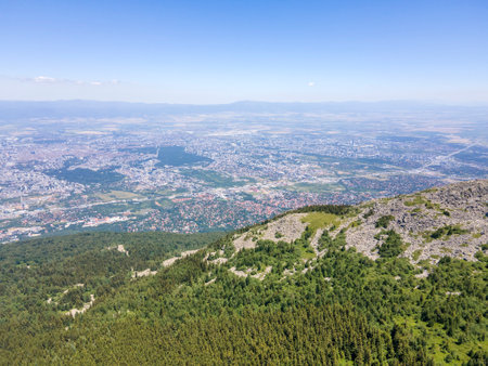 Amazing Aerial view of Vitosha Mountain near Kamen Del Peak, Bulgariaの写真素材