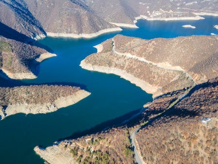 Aerial winter view of Vacha (Antonivanovtsi) Reservoir, Rhodope Mountains, Plovdiv Region, Bulgariaの写真素材