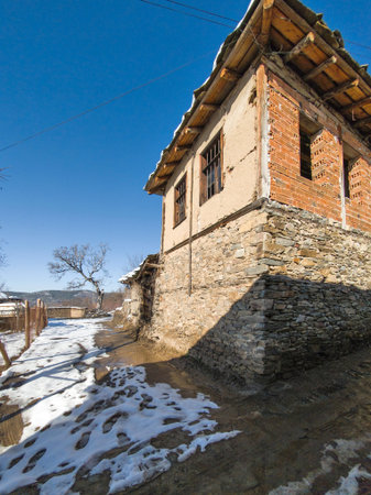 Winter view of Village of Leshten with Authentic nineteenth century houses, Blagoevgrad Region, Bulgariaの写真素材