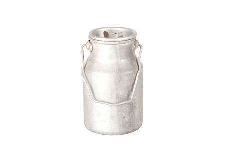 old aluminum cans, with the lid closed isolated on white backgroundの写真素材