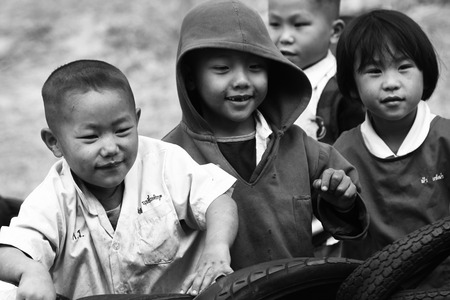 CHIANGMAI, THAILAND - January 7, 2013 : Unidentified tribal children who live in  north of Thailand want education opportunity.のeditorial素材