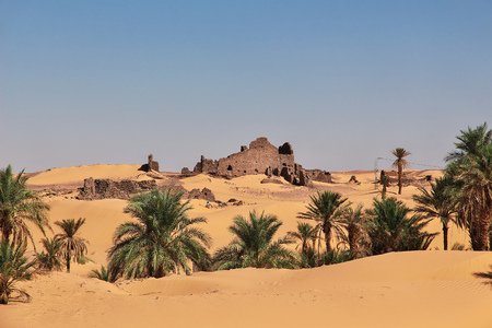 Timimun abandoned city in Sahara desert, Algeriaの写真素材