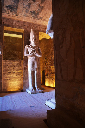 Abu Simbel, Egypt - 25 Feb 2017. Frescos in temple Abu Simbelのeditorial素材