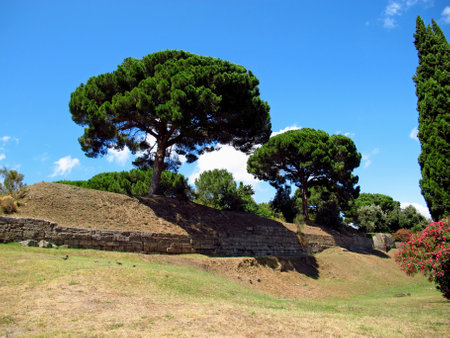 Pompeii / Italy - 22 Jul 2011: Ancient Roman ruins in Pompeii, Italyのeditorial素材