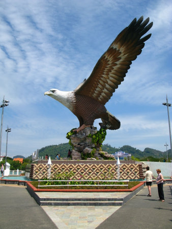 Langkavi / Malaysia - 18 Jan 2010: The statue of the Eagle in Langkavi island, Malaysiaのeditorial素材