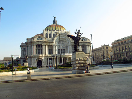 Mexico city / Mexico - 01 Mar 2011: Palacio de Bellas Artes, Mexico city, Mexicoのeditorial素材