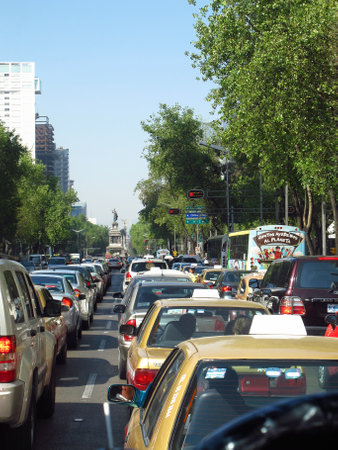 Mexico city / Mexico - 01 Mar 2011: The traffic in Mexico city, Mexicoのeditorial素材