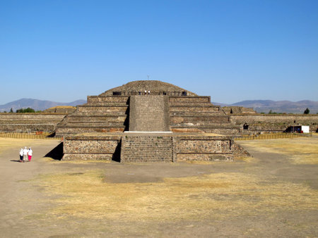 Teotihuacan / Mexico - 02 Mar 2011: Ancient ruins of Aztecs, Teotihuacan, Mexicoのeditorial素材