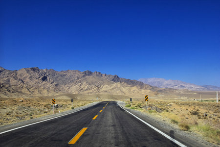 Abyaneh / Iran - 05 Oct 2012: Road on desert of Iran to Abyaneh villageのeditorial素材