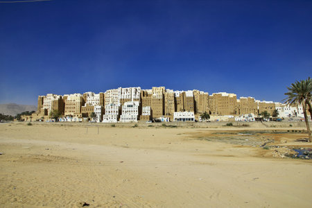 Shibam, Hadramaut / Yemen - 31 Dec 2012: The city of medieval skyscrapers, Shibam, Wadi Hadramaut, Yemenのeditorial素材