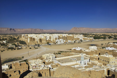 Shibam, Hadramaut / Yemen - 31 Dec 2012: The city of medieval skyscrapers, Shibam, Wadi Hadramaut, Yemenのeditorial素材