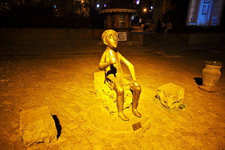 Tbilisi / Georgia - 04 May 2013: The monument in Tbiliss, Georgia at nightのeditorial素材