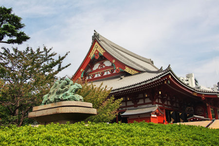 Tokyo / Japan - 03 Nov 2013: Asakusa temple in the downtown of Tokyo, Japanのeditorial素材