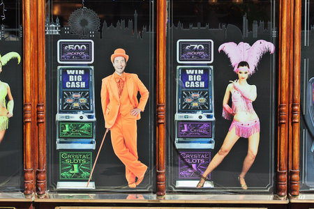 London / UK - 28 Jul 2013: The building in Piccadilly, London city, Englandのeditorial素材