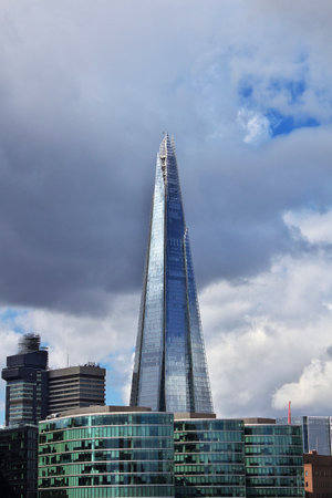London / UK - 28 Jul 2013: The skyscraper Shard in London city, Englandのeditorial素材