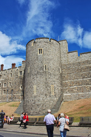 Windsor / UK - 29 Jul 2013: Buildings of Windsor castle in Englandのeditorial素材
