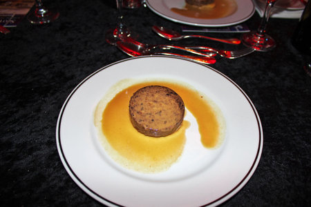 Edinburgh, Scotland / UK - 6 Aug 2013: Traditional Scottish food Haggis, Edinburghのeditorial素材