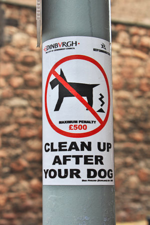 Edinburgh, Scotland / UK - 6 Aug 2013: The plate in Edinburgh, Scotlandのeditorial素材