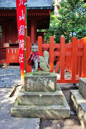 Kamakura / Japan - 06 Nov 2013: Tsurugaoka Hachimangu Shrine, Kamakura, Japanのeditorial素材