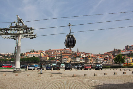 Porto / Portugal - 12 May 2015: The cable way in Porto city, Portugalのeditorial素材
